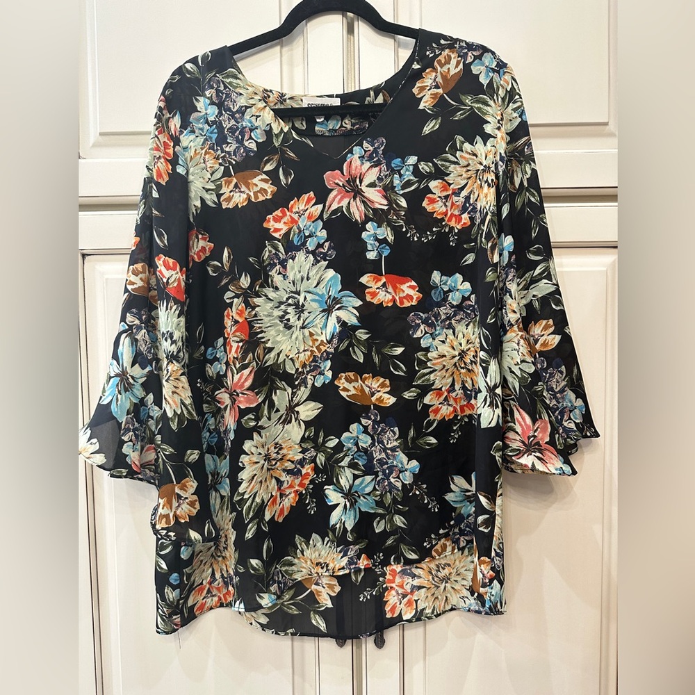 Floral Bell Sleeve Women's Top - Black Multi
